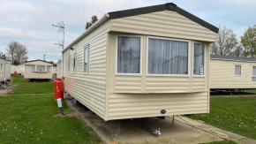 A stunning spacious Holiday caravan at seawick